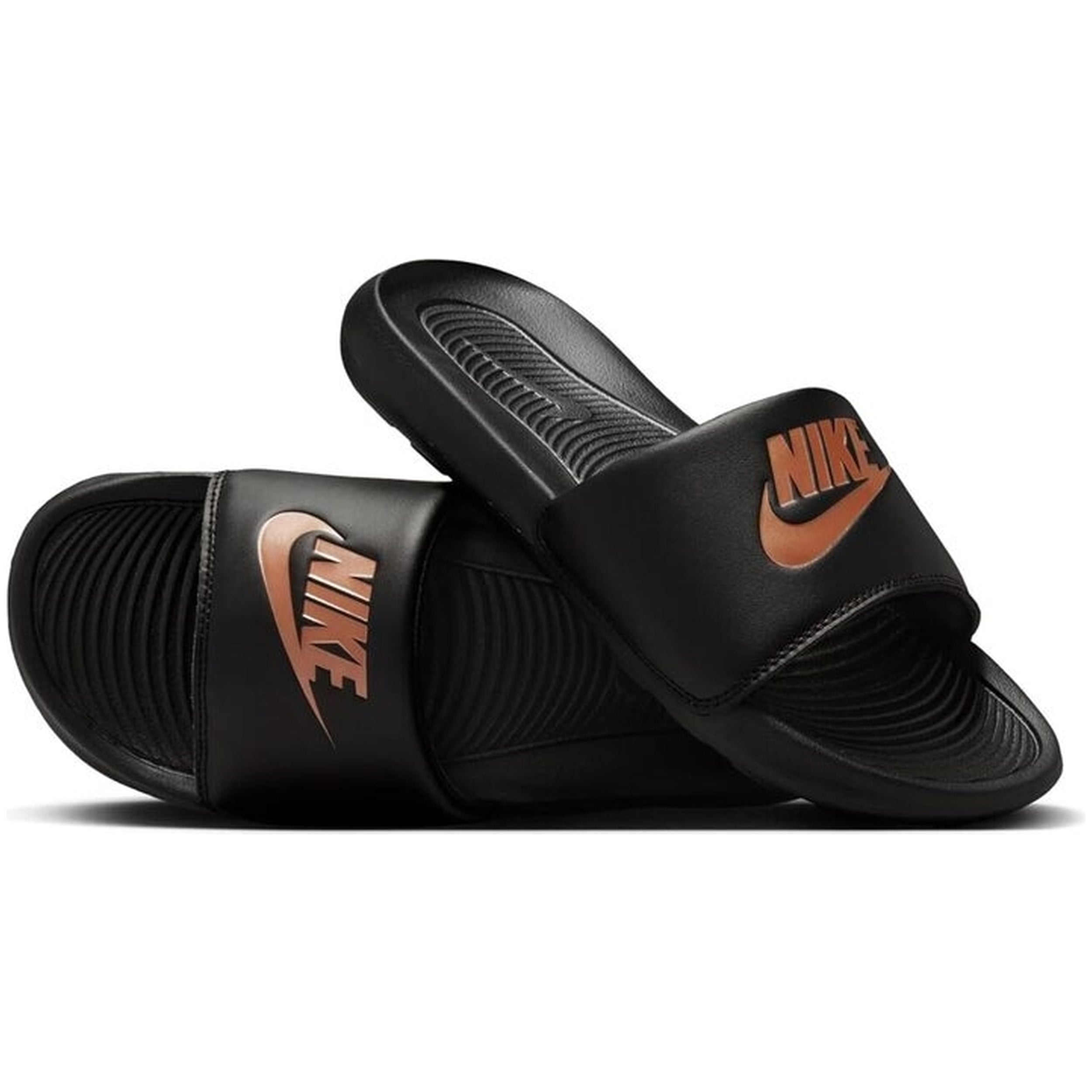 XANCLES NIKE VICTORI ONE